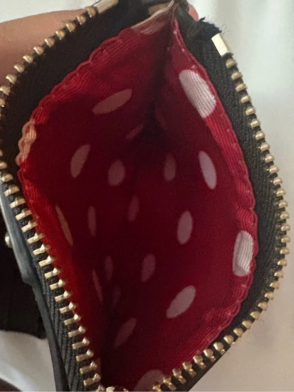 ♠️Kate Spade Minnie mouse wallet in good condition ♠️
